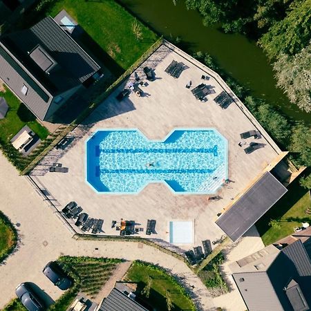 Chalet 550 Op Recreatiepark De Wielen Sint Maarten Exteriör bild