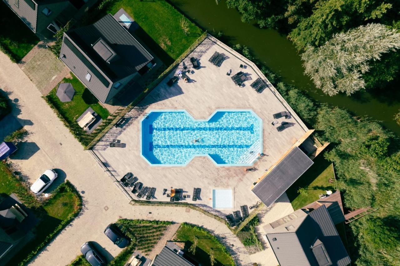 Chalet 550 Op Recreatiepark De Wielen Sint Maarten Exteriör bild